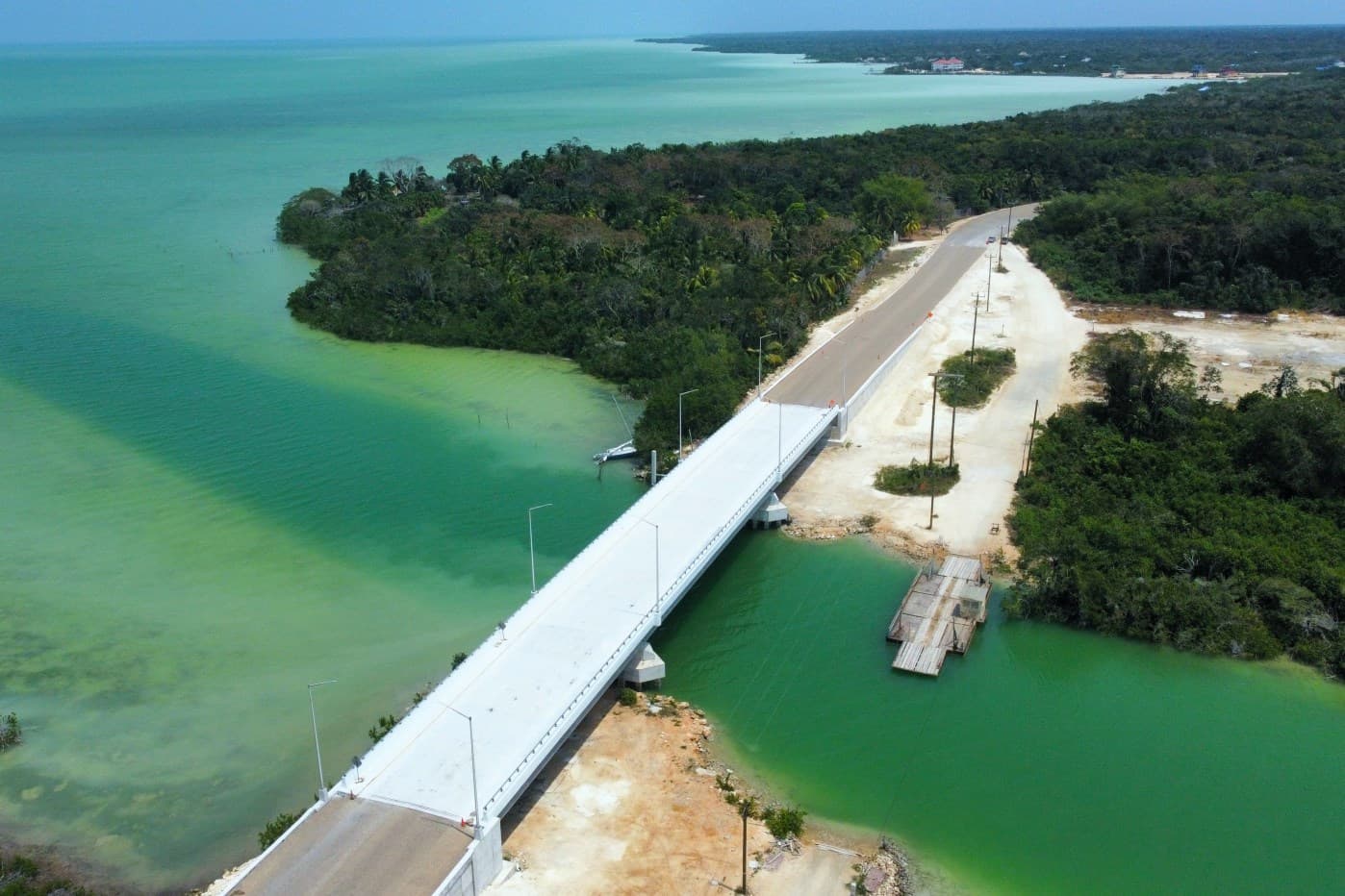 28 ACRE/ 22 LOT SEAFRONT DEVELOPMENT IN COROZAL SPECTACULAR!