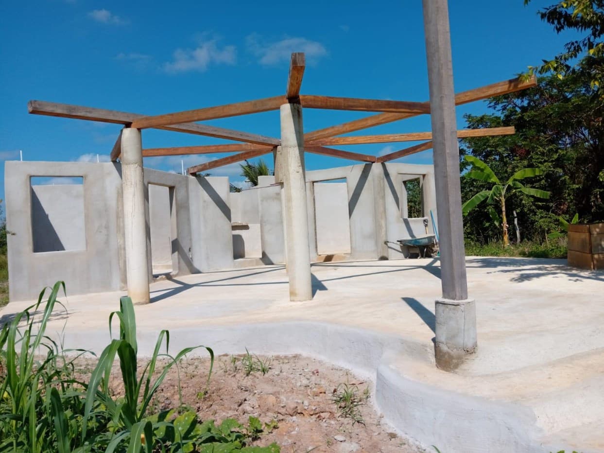 #4205 Unfinished Concrete Home on 0.64 Acres near San Ignacio Town, Cayo District, Belize