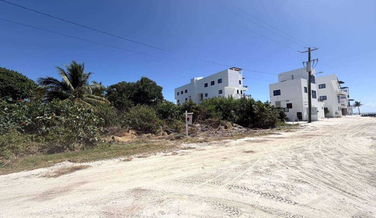 Exciting Opportunity β 1.4 acres of Prime Land, North Side Caye Caulker, Belize