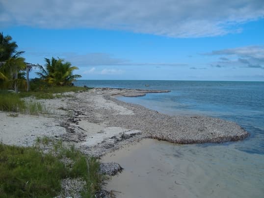 I4206 β Private beach on private island