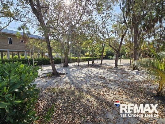 L3395 – Last Parcel in Popular Waterfront Subdivision