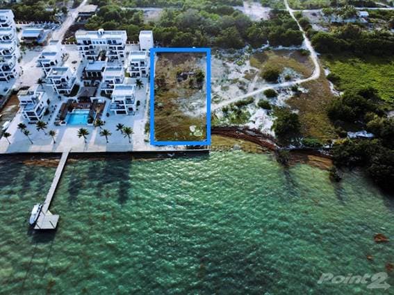 Large Beachfront lot,Caye Caulker