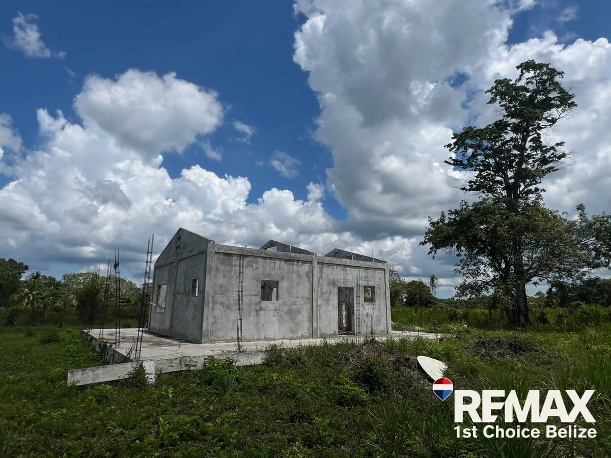 Mahogany Haven On 54 Acres