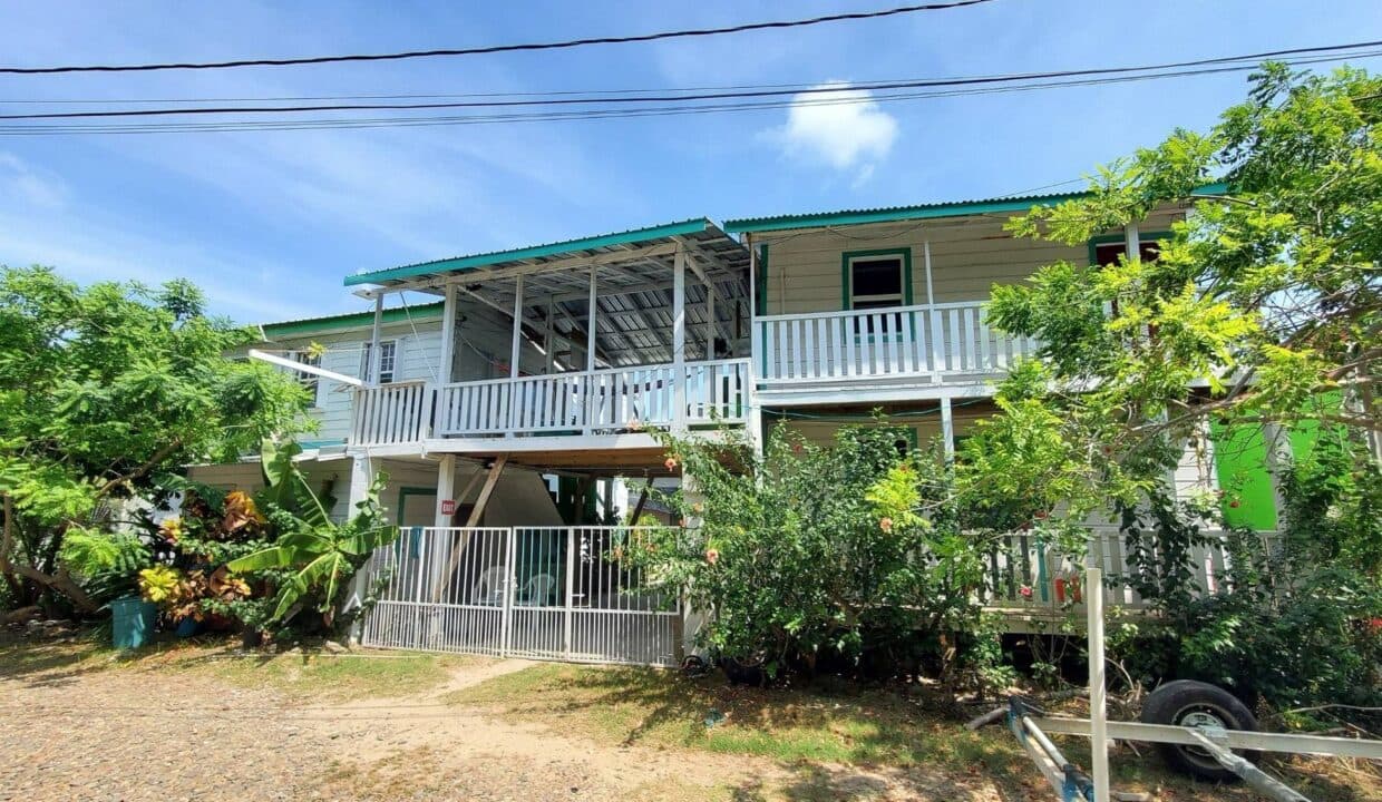 PR-DH102 – Garden Lodge, Placencia Village