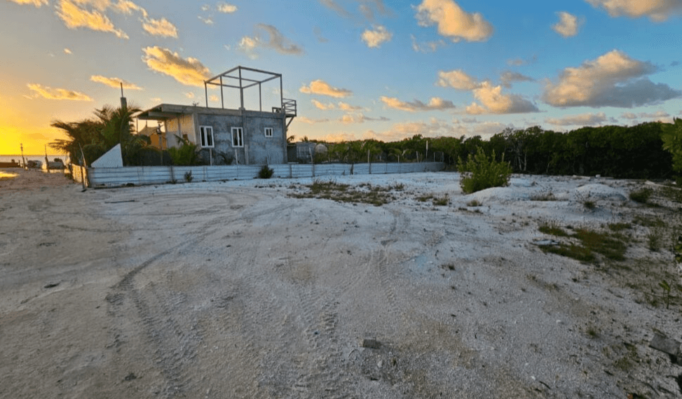 Prime Lot Near The Sea- North Island