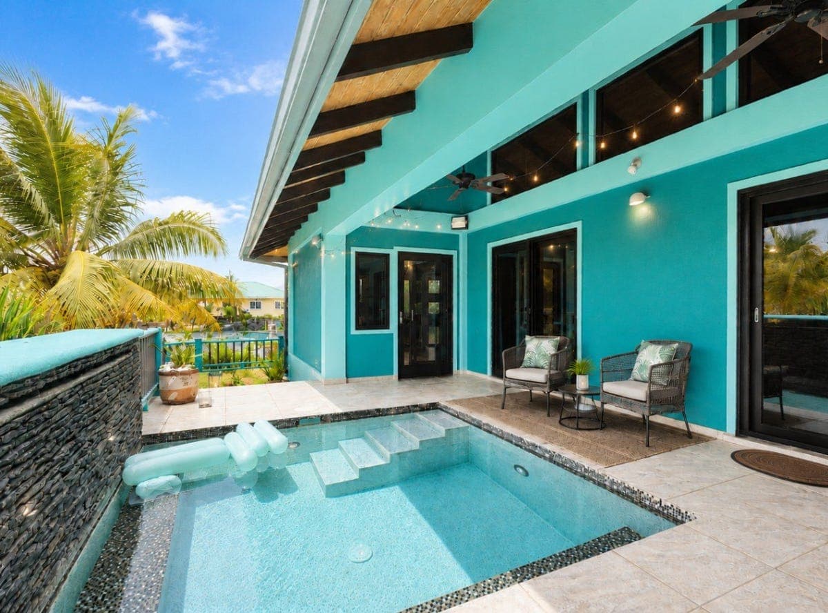 Peninsula Club, Placencia, Stann Creek District
