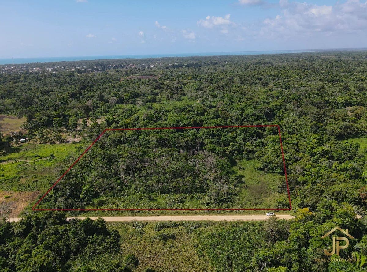 Dangriga, Stann Creek District Land/Development for Sale