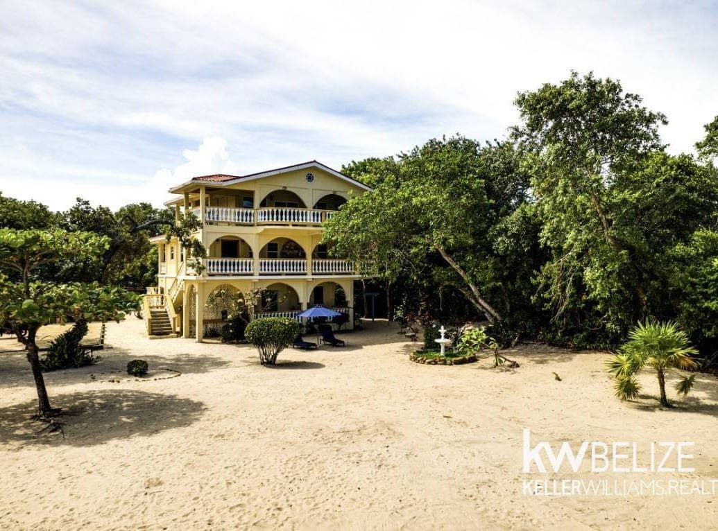 Placencia Rd, Placencia, Stann Creek District