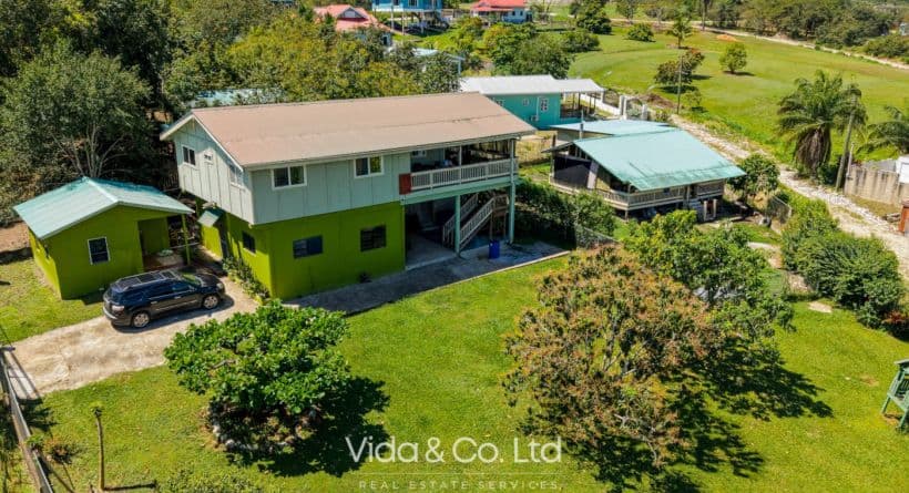 Spacious Family Upper Floor Rental with Views & Fruit Trees in San Ignacio